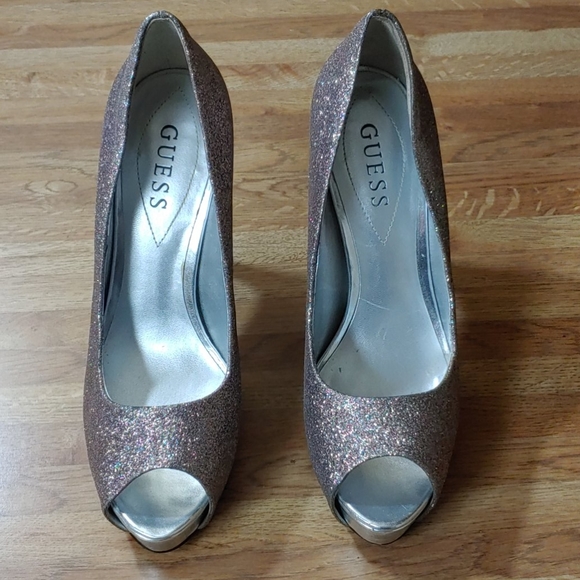 Guess Pink Rainbow Glitter Peep Hole Heels 7M - Picture 2 of 14